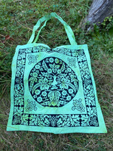 Load image into Gallery viewer, Light weight 16”x18” tote bags