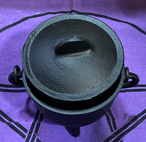 4.5” Plain Cauldron